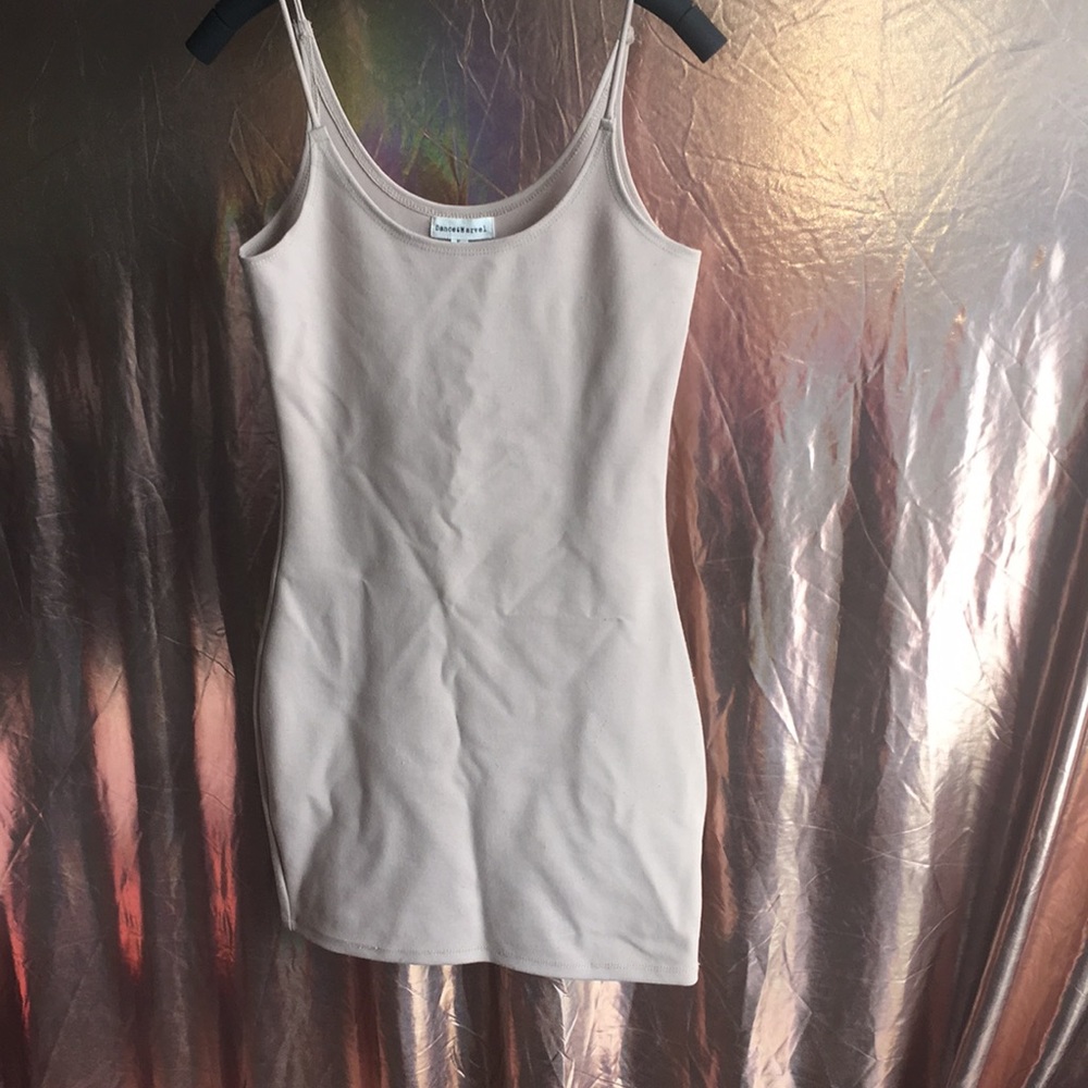 Hip detailed dress